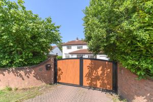 Photo 25- click for photo gallery